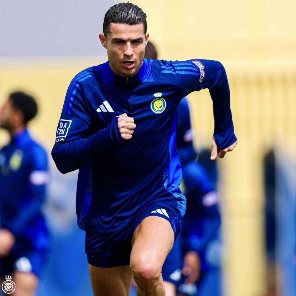 Truyền thông Saudi: Ronaldo đệ trình kế hoạch cải cách dài hạn, yêu cầu thay thế Pioli và thanh lọc một số cầu thủ