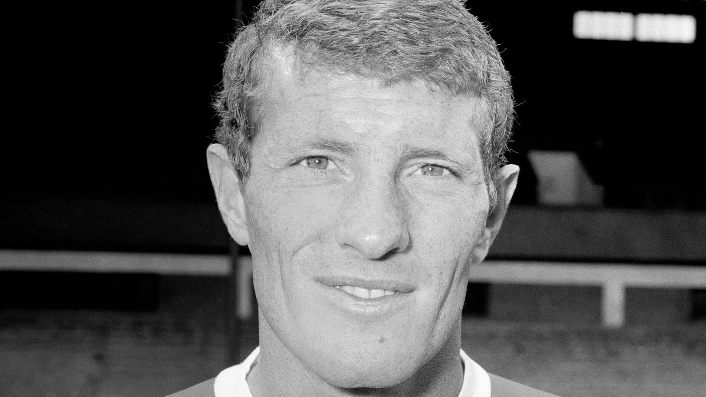 ️R.IP Ngôi sao Stevenson của Liverpool đã qua đời ở tuổi 85 và là thành viên chủ chốt của kỷ nguyên Shankly