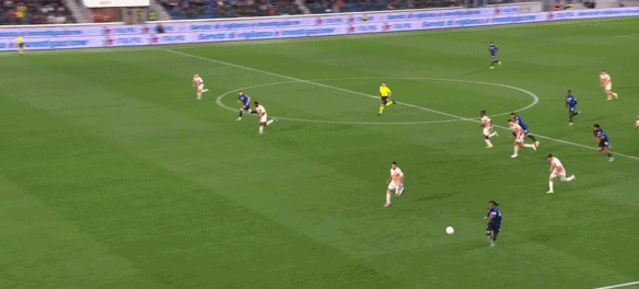 ⚽Báo cáo Serie A: Lookman ghi bàn, Sulaimana ghi bàn thắng quyết định, Atalanta đánh bại Roma với tỷ số 2-1 để tiến vào Champions League