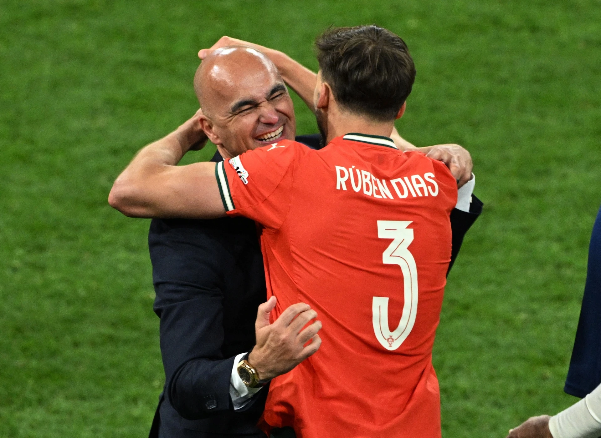 Martinez: Chúng tôi xứng đáng là nhà vô địch UEFA Nations League, đội bóng này khiến toàn thể người dân Bồ Đào Nha tự hào