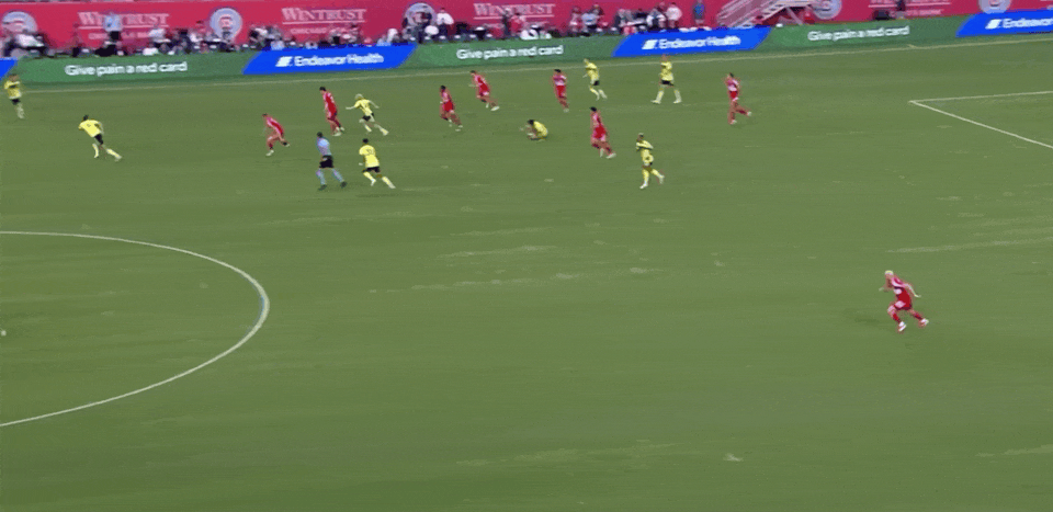 ⚽MLS Hiệp 1: Bamba bỏ lỡ cơ hội một chọi một, Chicago Fire tạm thời dẫn Nashville 0-0