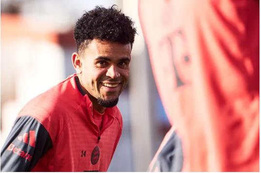 Liverpool bi chi trich du doi vi ban Luis Diaz o He 2025.