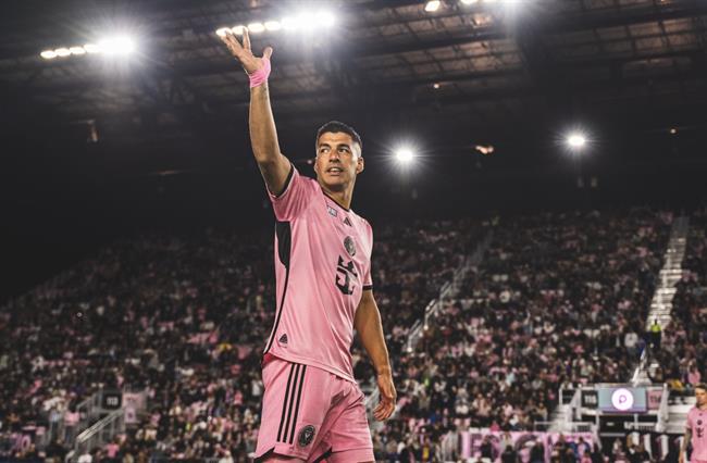 Inter Miami chính thức gia hạn với Luis Suarez 1